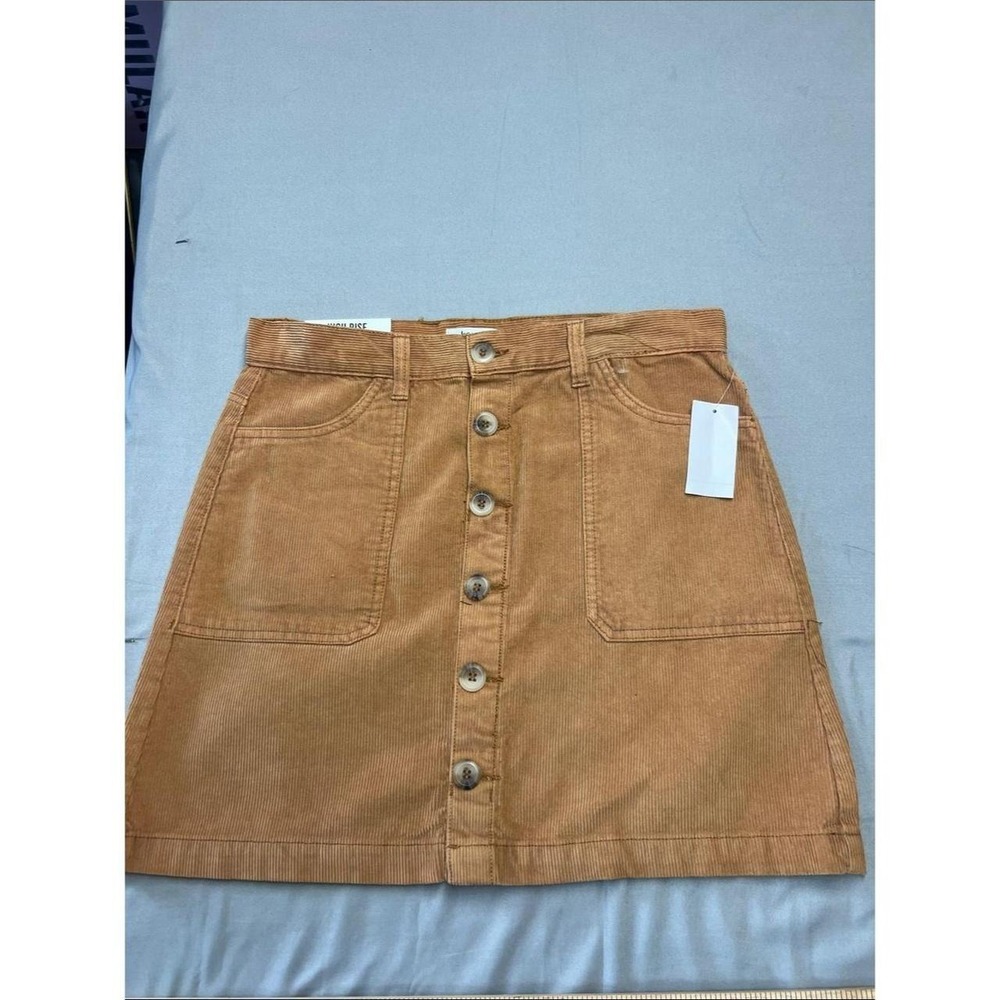 Corduroy mini skirt by kensie.